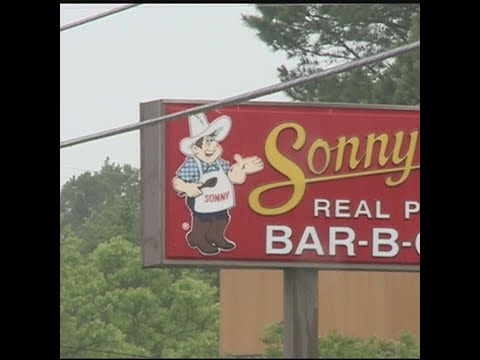 Sonny's BBQ closing