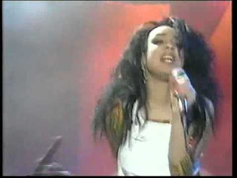 Leila K & Rob n Raz i Trekvart 1990-02-28 (live)