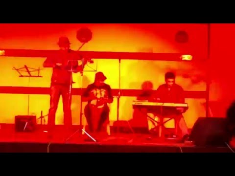 Musical Nyt 6 - Sailors Hornpipe - Sunil(violin), Arthur(djembe), Arthur(keys)