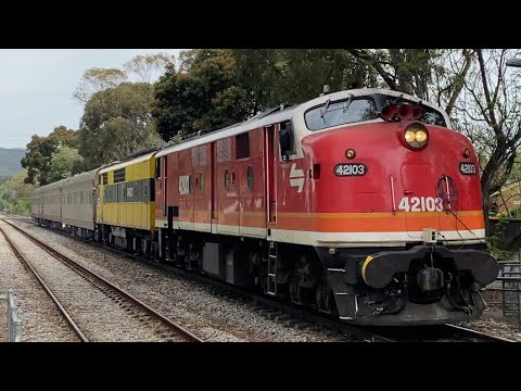 Streamliners In The Adelaide Hills! - Rail Action Around The Hills With The AK Cars