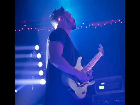 Angel Vivaldi - Sea of Heartbreak (Backing Track)