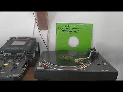 B-Tronixx - Feel Y Mind (E-Tronixx Mix) (2004)