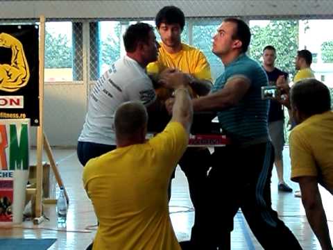 Kovacs Edward Kolozsvar vs Iacob Emil.AVI