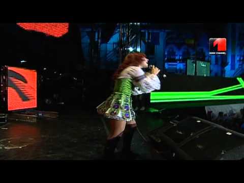 Nelly Ciobanu - Hora din Moldova (Live @ RMA 2009)