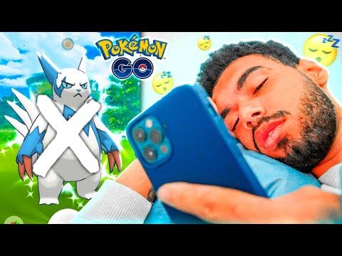PEGUEI SHINIES DORMINDO & NÃO POSSO MAIS FAZER ISSO - POKEMON GO | Cris |