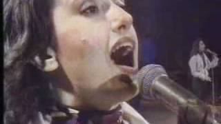 Luz Casal-No me importa nada-en vivo