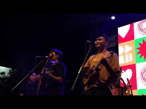 01 NOSSTRESS - MENGAWALI HARI & INI JUDULNYA BELAKANGAN (LIVE INSTIKI)