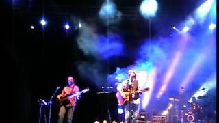 LOS SECRETOS---En este mundo raro y Lágrimas sin nombre----