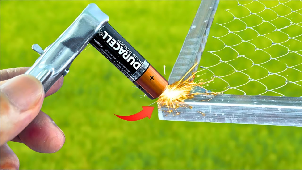 Don't throw away Old Batteries! Genius Idea with Welding Machine at home will Amaze You😱