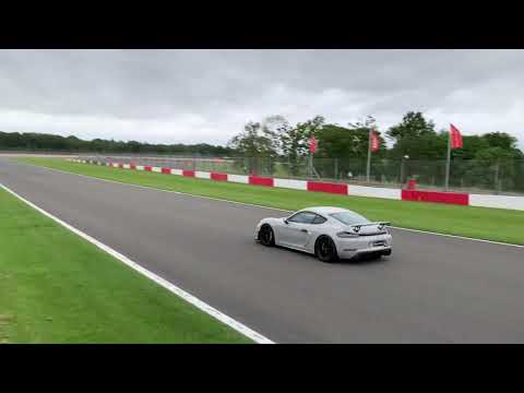 100% OEM 991.2 GT3 vs JCR 718 GT4 (SOUND CHECK)