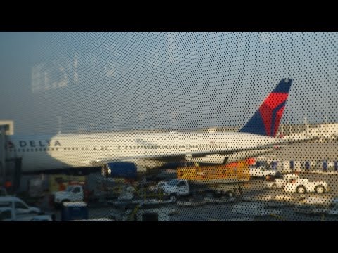 Delta B767-300 Detroit (DTW) - Seattle (SEA) Flight Experience
