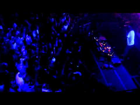 10 Days Off (day 6) at Vooruit, Gent.