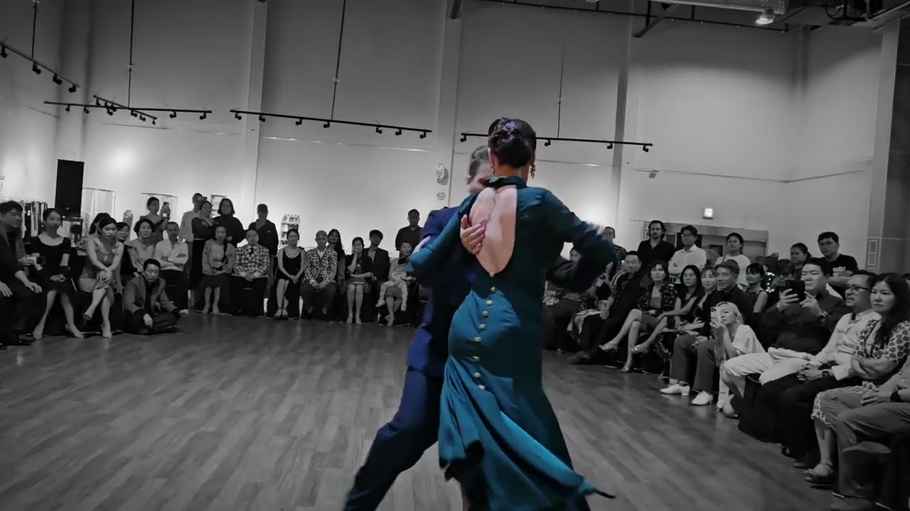 Video thumbnail for 2025.05.24 "THE PARK" JEANNETTE ERAZÚ &LEANDRO CAPPARELLI lV