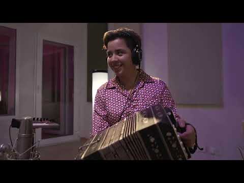 Milagros Caliva & Noelia Sinkunas  - Canaro en París y La Luciérnaga