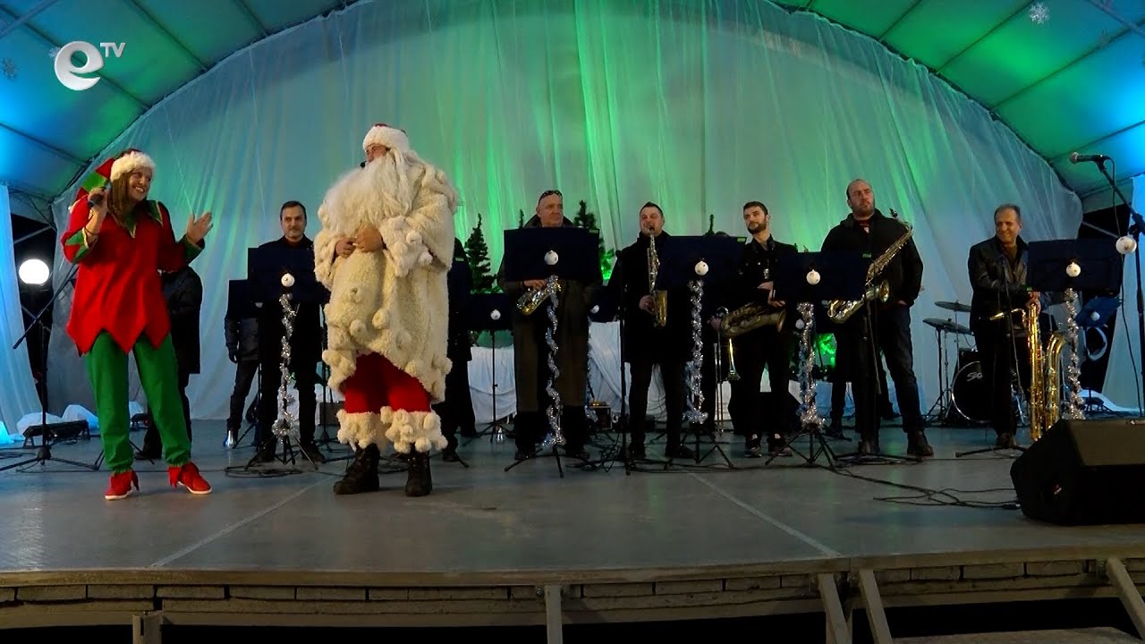 Дядо Коледа пристига с кола на Джеймс Бонд в Димитровград