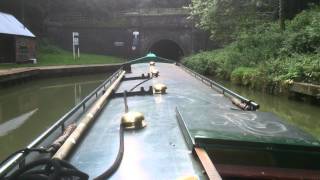 preview picture of video 'Going into Blisworth tunnel'