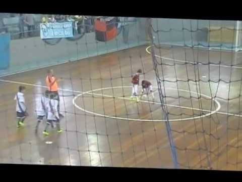 Gol Pedro Gomes - Na comemoração raça e minha vó tá maluca