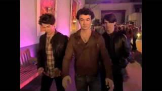 Jonas Brothers - Poison Ivy (Music Video) HQ
