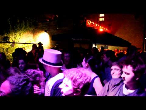 Mondo Mash Up Soundsystem - Will Thundersnan live