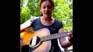 Carolyn Dawn Johnson - Die of a Broken Heart (acoustic)