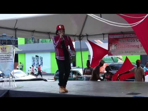 Olando Octive x Realist at 2016 Aids Fair