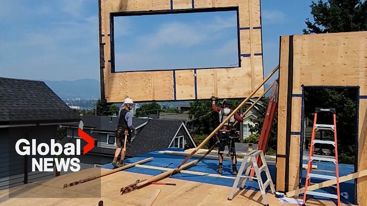Why are prefab homes hard to build in Canada?