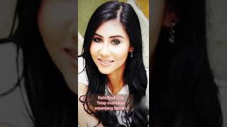 Download lagu Ratu Rock Ella di usia 56 tahun.Tetap memukau walau berganti zaman.(Sila subscribe channel ini,Tq🥰) mp3