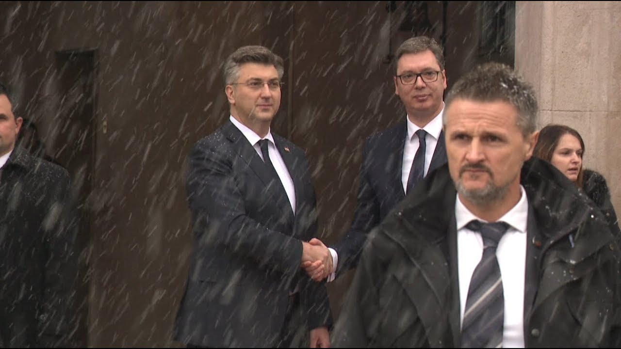 BUJICA 17.04.2020. DR. IGOR PETERNEL: Trenutno nam je premijer Capak, a ne Plenković!