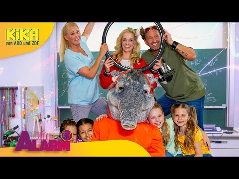 Jetzt knallts - Saskia Süß | TanzAlarm | Mehr auf KiKA.de