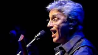 Caetano canta a música nova &quot;Perdeu&quot;