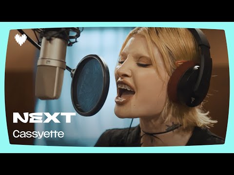 Cassyette - Friends In Low Place | Deezer Sessions, Paris