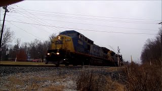 preview picture of video 'Union Pier,MI: CSX Light Power Westbound'