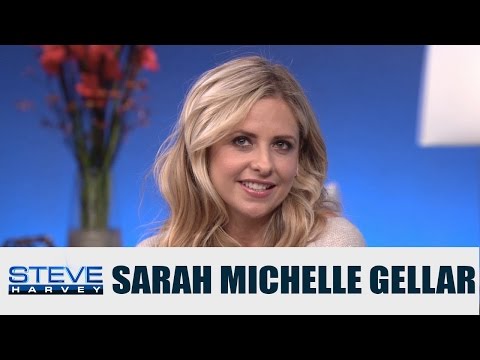 download lagu mp3 mp4 Sarah Michelle Gellar Freddie, download lagu Sarah Michelle Gellar Freddie gratis, unduh video klip Sarah Michelle Gellar Freddie
