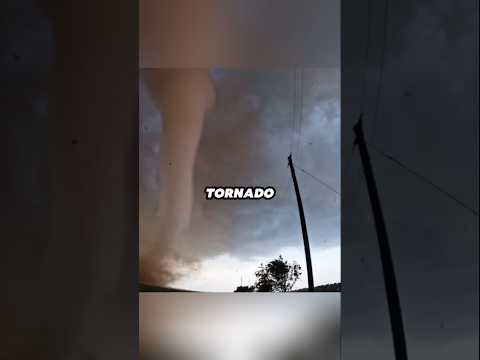 Storm Chaser Saves Family from Massive Tornado — A Miracle Caught on Camera