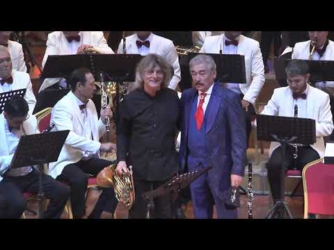 Richard Strauss - Horn Concerto No.1,  performed by Arkady Shilkloper and State Concert Band  RK