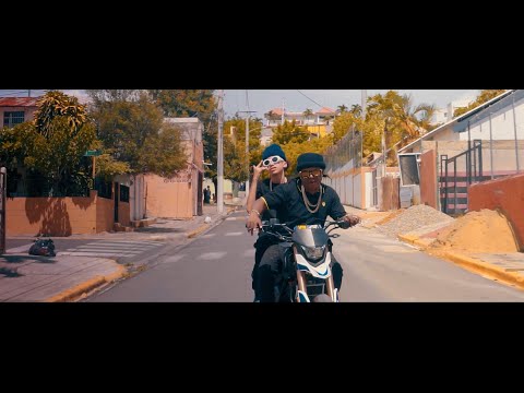 A 2MIL - El Experimento Macgyver Ft. Carlos Bronx (Video Oficial)