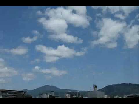 20100529 the movement of the clouds