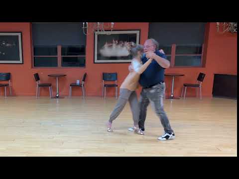 Close Embrace Part 3 - Pivoting and non-pivoting ochos   #argentinetango #tangology101