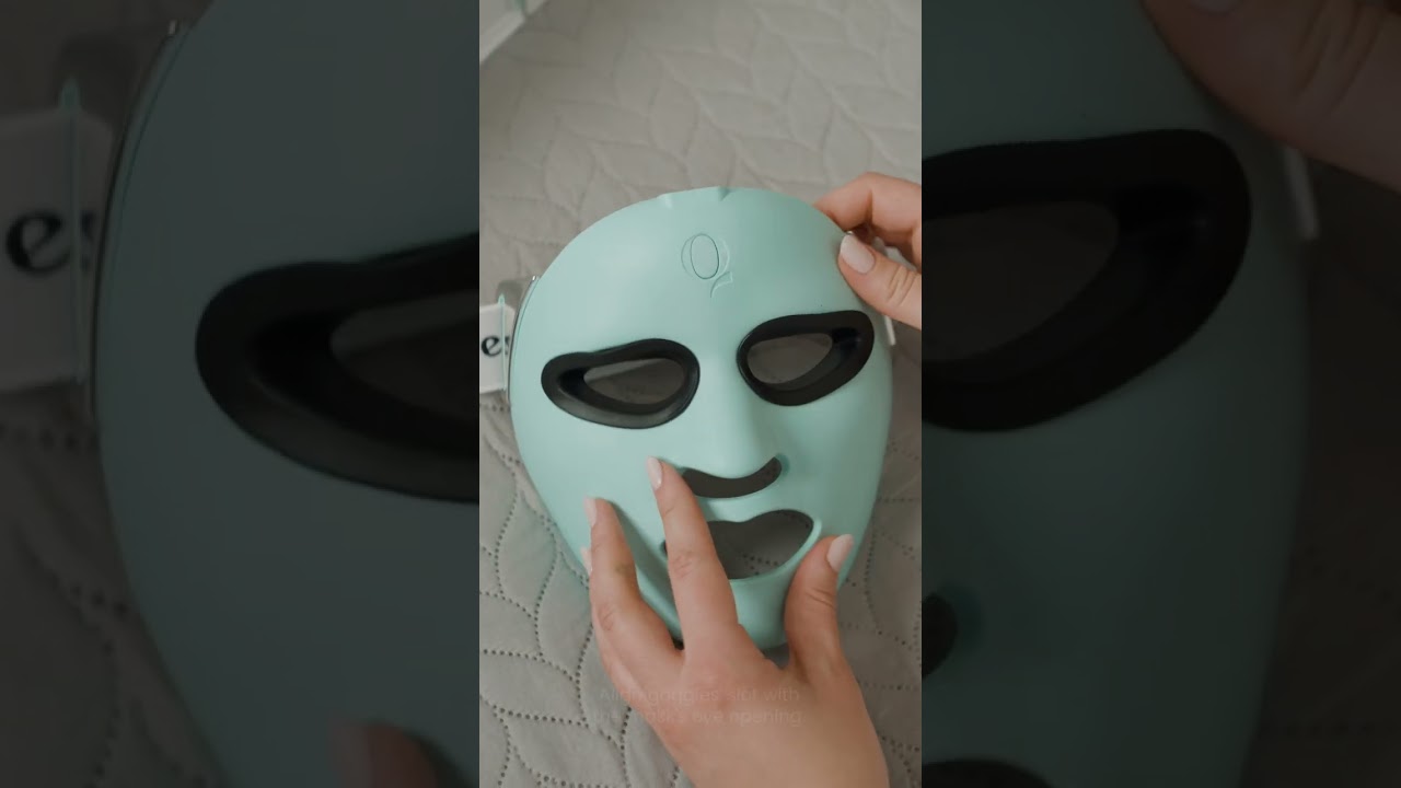 Qure Skincare - Q-Rejuvalight Pro Facewear 