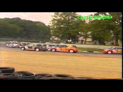 Mini Challenge Arthur Forster Crash Brands Hatch 2007