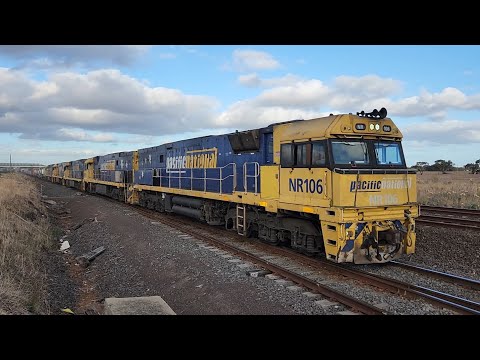 1MP2 Pacific National Intermodal Freight 02/03/25