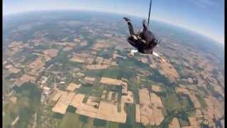 preview picture of video 'My First Skydive at 14k feet! - Tecumseh Skydive'