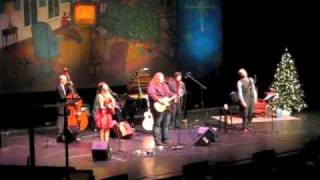 The Vinyl Café Christmas Tour 2009 — Go Tell it on the Mountain (live)