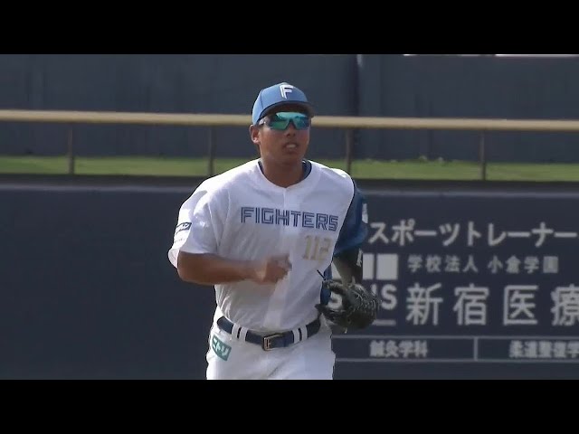 【ファーム】守備でも魅せる!! ファイターズ・樋口龍之介のストライク送球で得点を許さない!! 2022年8月24日  北海道日本ハムファイターズ 対 横浜DeNAベイスターズ