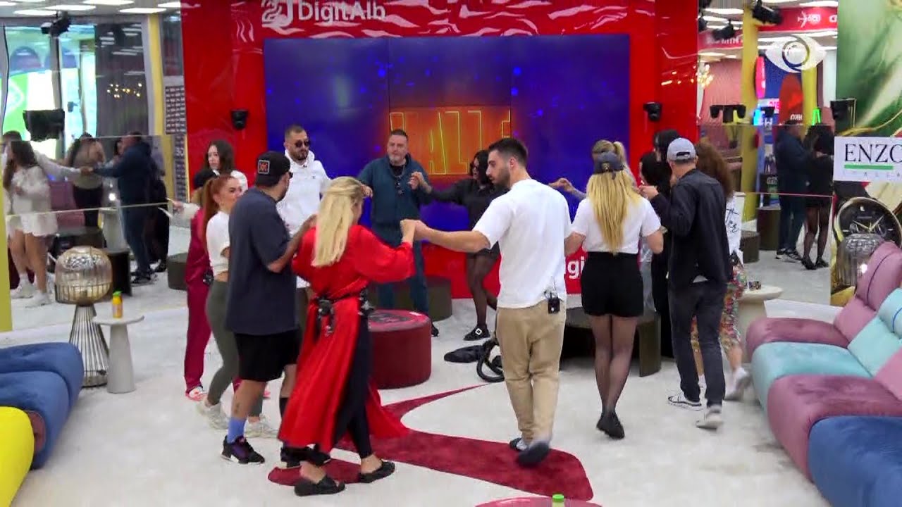 Nga tango në twerk, momente gazmore nga loja e “Valles së Krushqëve”