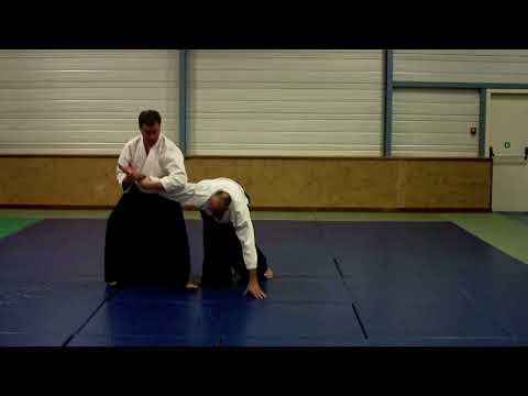 Shomen uchi   Hiji kime osae