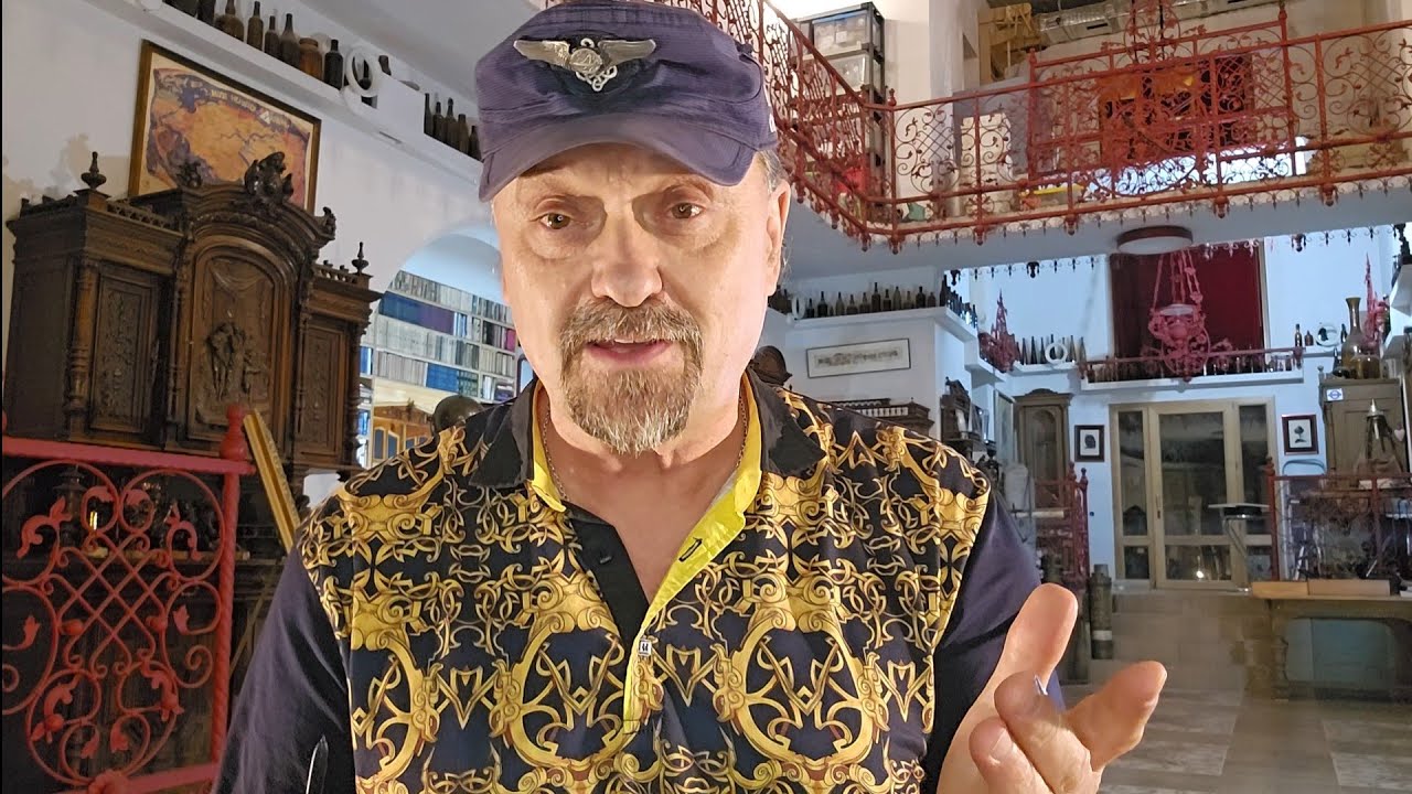 Я тащусь и угораю, такой кайф наблюдать, что сейчас творится в Раше, это 10 ане?