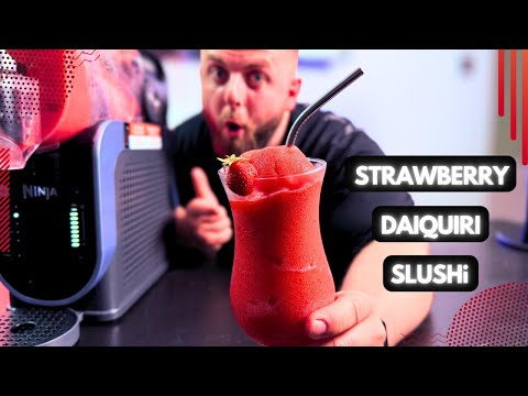 SUPER Strawberry Daiquiri Slush | Ninja SLUSHi