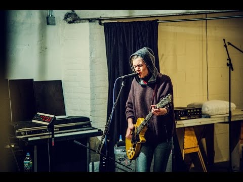 Trixie Whitley - Faint Mystery (live in New York)