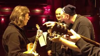 Steve Hackett Teaches Cuckoo Cocoon